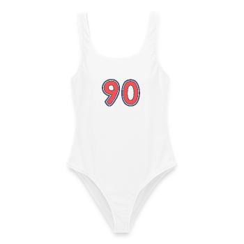 90. 90 JAHRE. 90-JÄHRIGES JUBILÄUM. 90-JÄHRIGES JUBILÄUM. - Frauen Badeanzug - Weiß - Vorne - AI Model Female 172 dark (172cm)