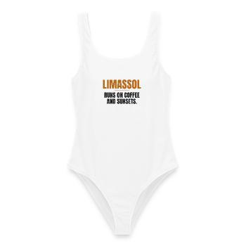 Limassol läuft auf Kaffee und Sonnenuntergängen - Frauen Badeanzug - Weiß - Vorne - AI Model Female 172 dark (172cm)