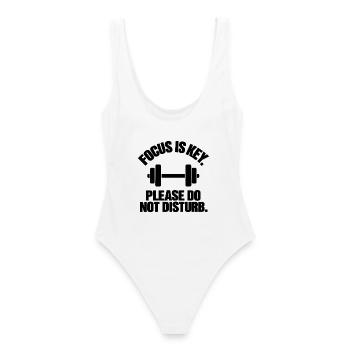 Minimalist "Focus Is Key" Gym & Fitness –Statement - Frauen Badeanzug - Weiß - Hinten - AI Model Female 172 dark (172cm)