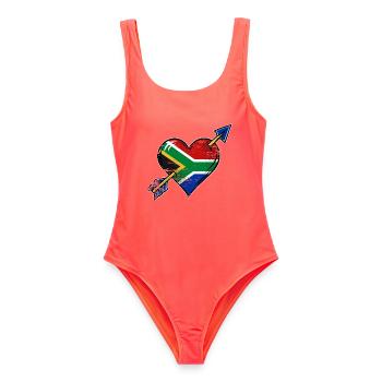 Südafrika Flagge Herz mit Pfeil used look - Frauen Badeanzug - Korallenrot - Vorne - AI Model Female 172 light (172cm)