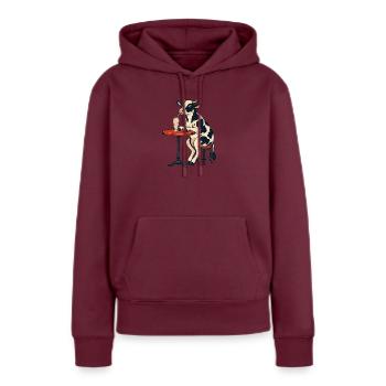 Kuh am Tisch mit Milchshake - Frauen Premium Bio Hoodie - Burgunderrot - Vorne - Julia (174cm)