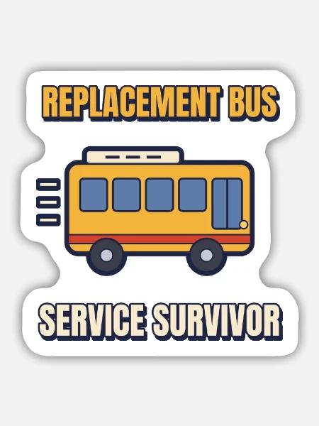 Ersatzbus-Überlebender lustiges Pendler-Tee - Sticker Größe M (15 x 15 cm) - Mattweiß