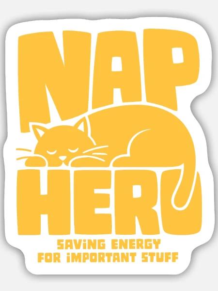 Schlafende Katze – Nap Hero - Sticker Größe M (15 x 15 cm) - Mattweiß