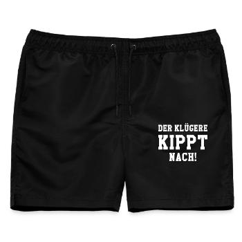 Der Klügere kippt Nach - Männer Badeshorts - Schwarz - Vorne - AI Model Male 178 light (178cm)