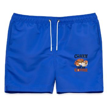 Crabby Before Coffee Krabbe Und Kaffee Spruch - Männer Badeshorts - Royalblau - Vorne - AI Model Male 178 light (178cm)