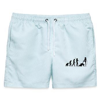 Evolution Domina - Vom Affen zur Herrin mit Sklave - Männer Badeshorts - hellblau gestreift - Vorne - AI Model Male 178 light (178cm)