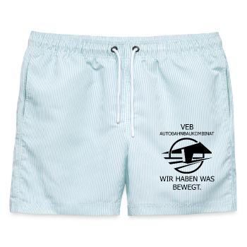 VEB Autobahnbaukombinat DDR Ostalgie - Männer Badeshorts - hellblau gestreift - Vorne - AI Model Male 178 light (178cm)