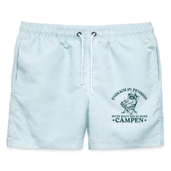 Pension Waschbär in Ruhe Campen - Männer Badeshorts - hellblau gestreift - Vorne - AI Model Male 178 light (178cm)