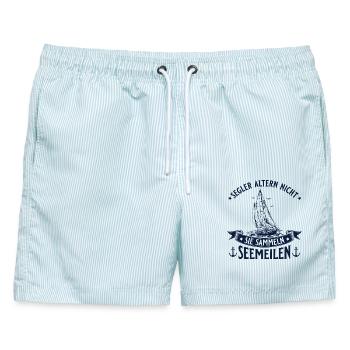Segler altern nicht - Sie sammeln Seemeilen - Männer Badeshorts - hellblau gestreift - Vorne - AI Model Male 178 light (178cm)