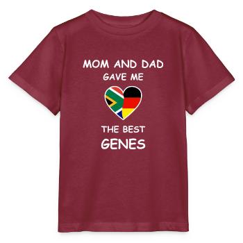 Südafrikanische Wurzeln & Deutschland - Best Genes - Stanley/Stella Kinder T-Shirt MINI CREATOR  - Burgunderrot - Vorne - Kain (125cm)