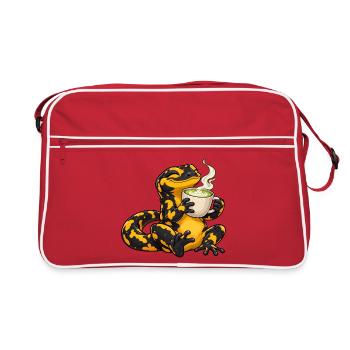 Salamander genießt einen Matcha Latte - Retro Tasche - Rot/Weiß - Vorne