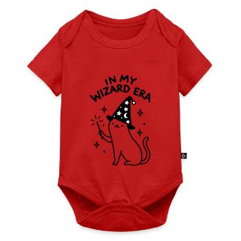 In My Wizard Era – Magische Zauberkatze - Baby Premium Kurzarmbody - Rot - Vorne