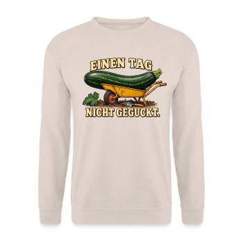Einen Tag nicht geguckt – Zucchini im Garten - Unisex Pullover - Sand - Vorne - Alina (178cm) & Michal (187cm)
