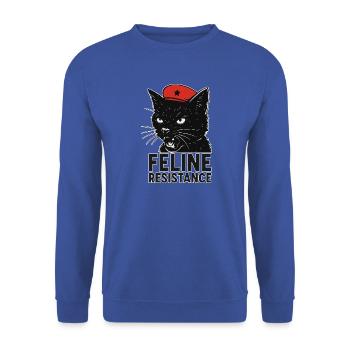 Feline Resistance – Black Cat mit Beret & Flagge - Unisex Pullover - Royalblau - Vorne - Alina (178cm) & Michal (187cm)