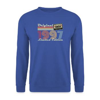 Original 1997 Jahrgang Vintage Geburtstag Retro - Unisex Pullover - Royalblau - Vorne - Alina (178cm) & Michal (187cm)