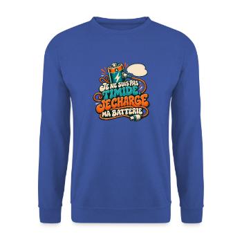 Ich bin nicht schüchtern, ich lade meinen Akku auf - Unisex Pullover - Royalblau - Vorne - Alina (178cm) & Michal (187cm)