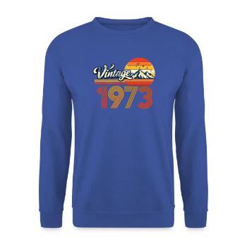 Vintage 1973 Mountain Sunset 53. Geburtstagsabschlag - Unisex Pullover - Royalblau - Vorne - Alina (178cm) & Michal (187cm)