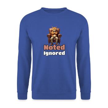 Noted. Ignored. – Sarkastischer roter Kater - Unisex Pullover - Royalblau - Vorne - Alina (178cm) & Michal (187cm)