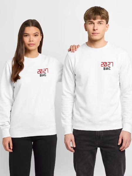 Baclaureate 2027, Französisch - Unisex Pullover - Weiß - Vorne - Alina (178cm) & Michal (187cm)