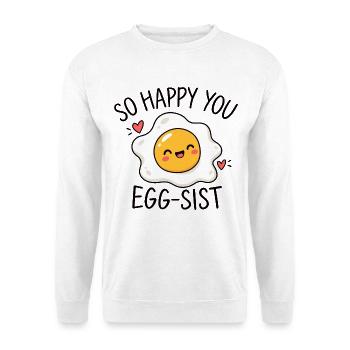 So happy you egg-sist Eier Wortwitz - Unisex Pullover - Weiß - Vorne - Alina (178cm) & Michal (187cm)