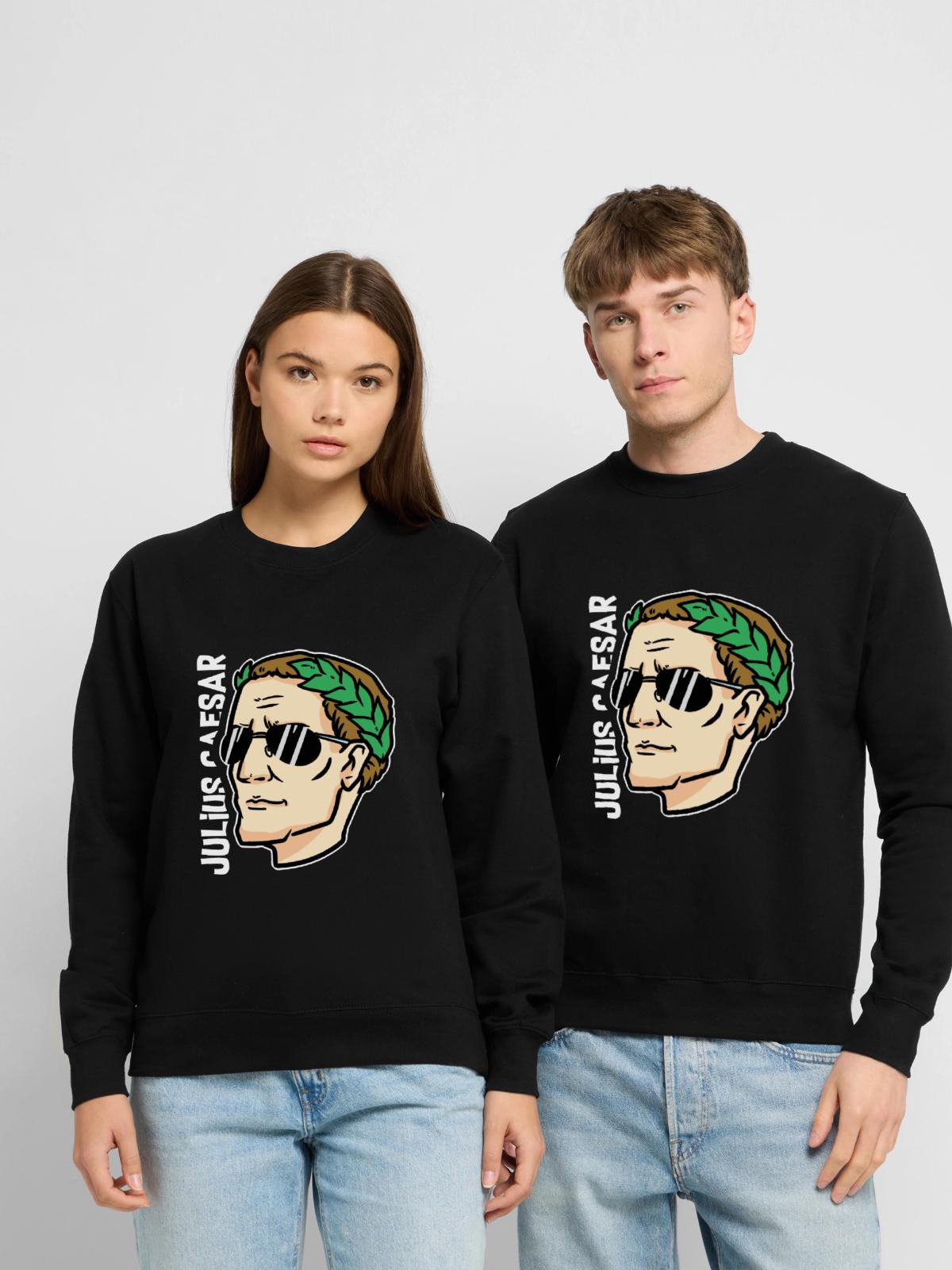 Wagemutiger Cäsar Triumphator - Unisex Pullover - Schwarz - Vorne - Alina (178cm) & Michal (187cm)
