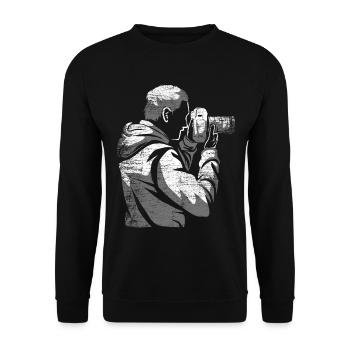 Fokussierter Fotograf Kameralinse - Unisex Pullover - Schwarz - Vorne - Alina (178cm) & Michal (187cm)