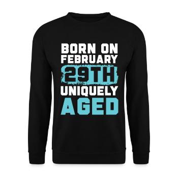 Happy Birthday Schaltjahr 29. Februar Schalttag - Unisex Pullover - Schwarz - Vorne - Alina (178cm) & Michal (187cm)