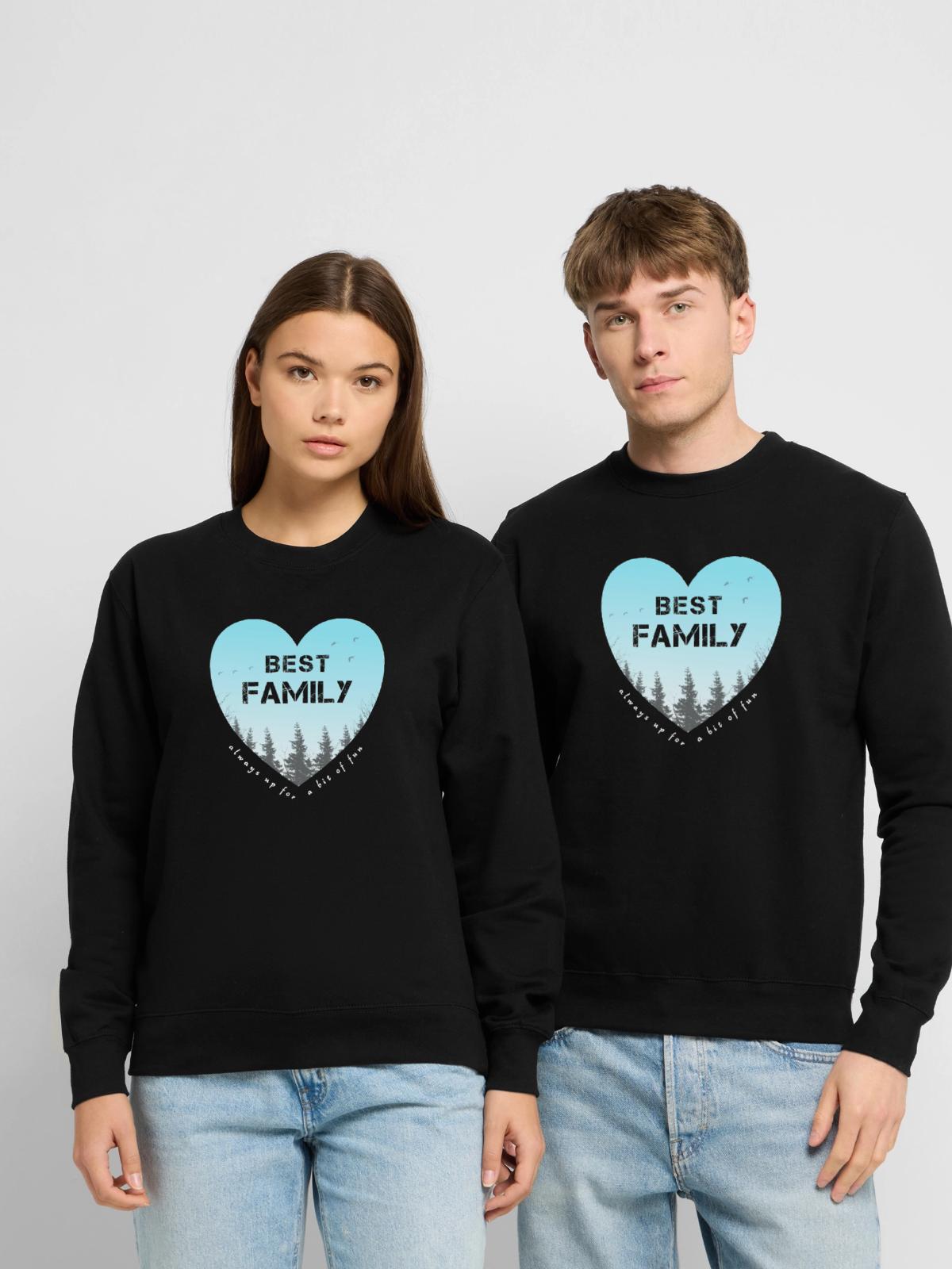 best family - Unisex Pullover - Schwarz - Vorne - Alina (178cm) & Michal (187cm)