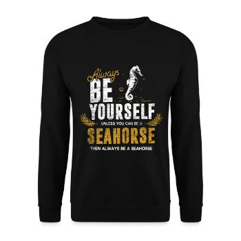 Elegantes Seepferdchen Tiefsee - Unisex Pullover - Schwarz - Vorne - Alina (178cm) & Michal (187cm)