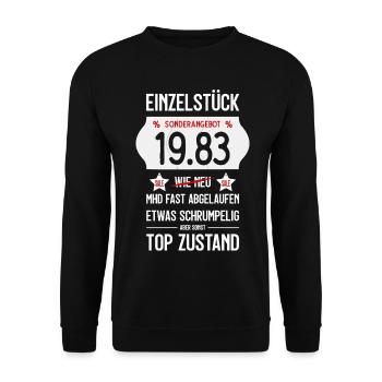 43. GEBURTSTAG 1983 EINZELSTÜCK PREISSCHILD - Unisex Pullover - Schwarz - Vorne - Alina (178cm) & Michal (187cm)