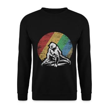 Kletterfreudiger Gibbon Regenwald - Unisex Pullover - Schwarz - Vorne - Alina (178cm) & Michal (187cm)