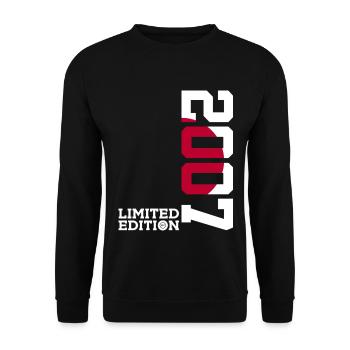 LIMITED EDITION 2007 JAPAN 19. GEBURTSTAG - Unisex Pullover - Schwarz - Vorne - Alina (178cm) & Michal (187cm)