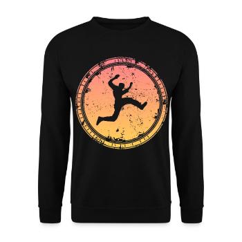 Parkour Läufer Freerunner Retro Freerunning - Unisex Pullover - Schwarz - Vorne - Alina (178cm) & Michal (187cm)