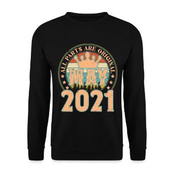 Mai 2021. Geburtstagsgeschenk im Mai 2021. Mai 2021 - Unisex Pullover - Schwarz - Vorne - Alina (178cm) & Michal (187cm)