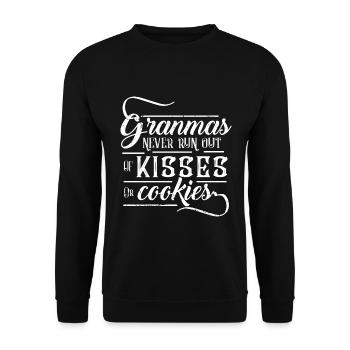 Warmherzige Oma Keksnachmittag - Unisex Pullover - Schwarz - Vorne - Alina (178cm) & Michal (187cm)