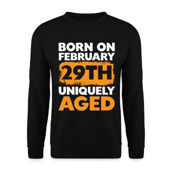 Happy Birthday Schaltjahr 29. Februar Schalttag - Unisex Pullover - Schwarz - Vorne - Alina (178cm) & Michal (187cm)