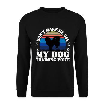 Japanisches Kinn Hundeliebhaber Silhouette Vintage Sonnenuntergang - Unisex Pullover - Schwarz - Vorne - Alina (178cm) & Michal (187cm)