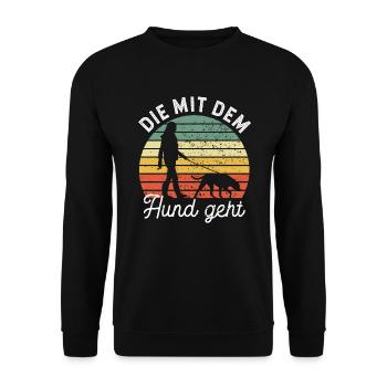Die mit dem Hund geht - Gassi gehen - Unisex Pullover - Schwarz - Vorne - Alina (178cm) & Michal (187cm)