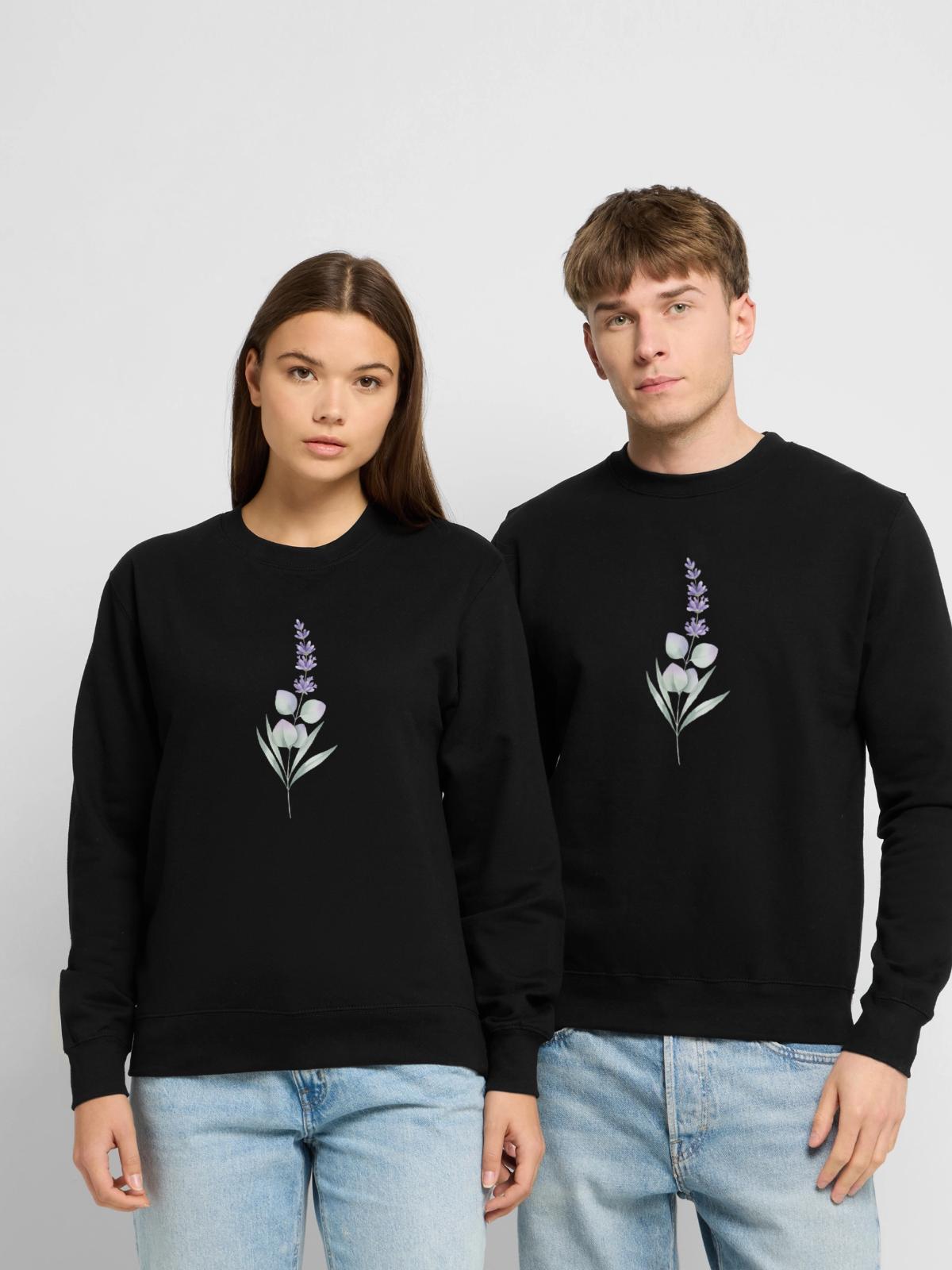 Lavendel- und Eukalyptus-Botanische Kunst - Unisex Pullover - Schwarz - Vorne - Alina (178cm) & Michal (187cm)