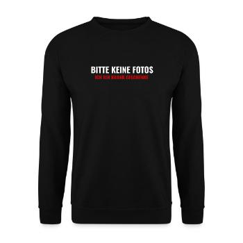 Bitte Keine Fotos Lustiger Spruch - Unisex Pullover - Schwarz - Vorne - Alina (178cm) & Michal (187cm)