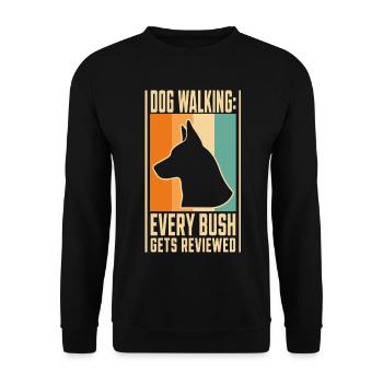 Gassi-Humor – Dog Walking Every Bush Gets Reviewed - Unisex Pullover - Schwarz - Vorne - Alina (178cm) & Michal (187cm)