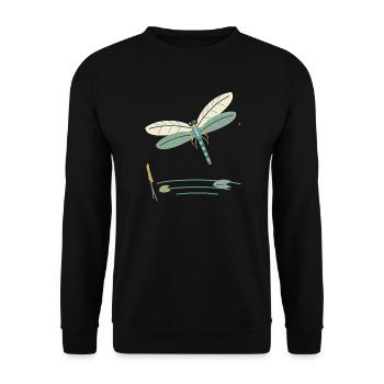 Libelle über einem Gartenteich - Unisex Pullover - Schwarz - Vorne - Alina (178cm) & Michal (187cm)