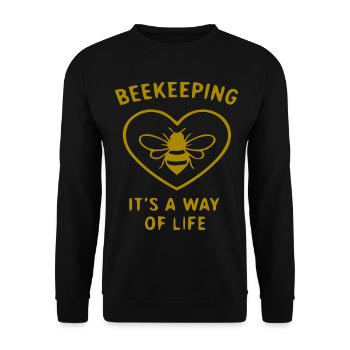 Beekeeping Lebensstil Herz - Unisex Pullover - Schwarz - Vorne - Alina (178cm) & Michal (187cm)