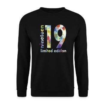 19. Geburtstag Limited Edition Geschenk - Unisex Pullover - Schwarz - Vorne - Alina (178cm) & Michal (187cm)