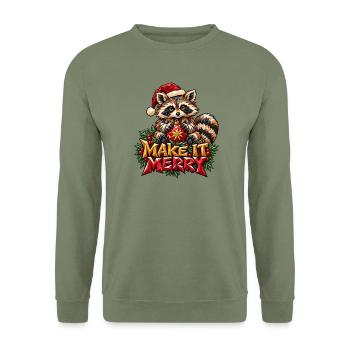 Make it Merry Waschbär Weihnachten Low Poly Shirt - Unisex Pullover - Armeegrün - Vorne - Alina (178cm) & Michal (187cm)