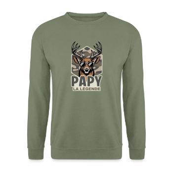 Opa Hunter Die Legende Geschenkjagd - Unisex Pullover - Armeegrün - Vorne - Alina (178cm) & Michal (187cm)