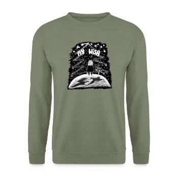 My Wish – Mädchen auf der Erde mit Weihnachtsbaum - Unisex Pullover - Armeegrün - Vorne - Alina (178cm) & Michal (187cm)