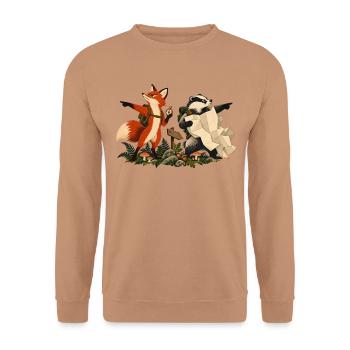 Fuchs und Dachs auf Wandertour - Unisex Pullover - Mocca - Vorne - Alina (178cm) & Michal (187cm)