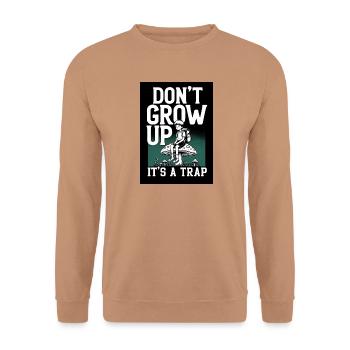Werde nicht Erwachsen – Es ist eine Falle - Unisex Pullover - Mocca - Vorne - Alina (178cm) & Michal (187cm)