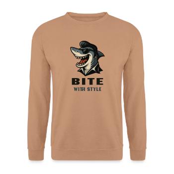 Cooler Hai im Rockabillylook mit Bite with Style - Unisex Pullover - Mocca - Vorne - Alina (178cm) & Michal (187cm)